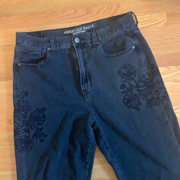 American Eagle Long Embroidered Mom Jeans - Picture 1 of 3